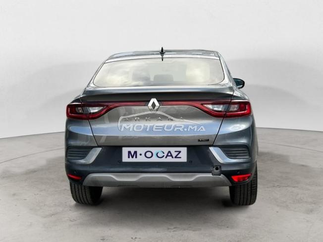 RENAULT. Arkana