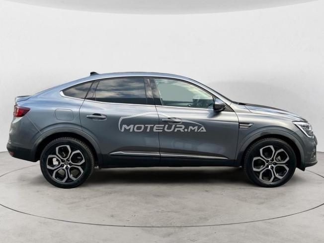 RENAULT. Arkana