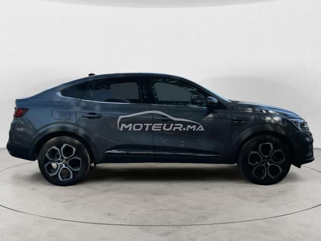 RENAULT. Arkana