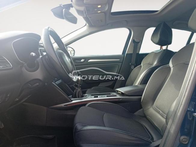 RENAULT. Megane