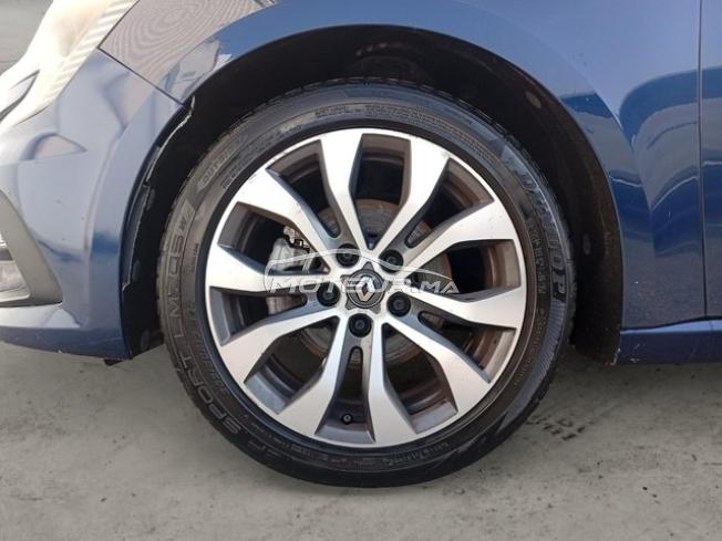 RENAULT. Megane