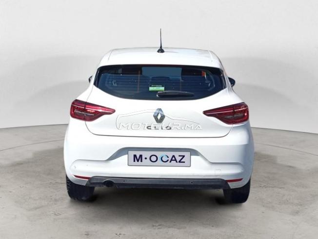 RENAULT. Clio