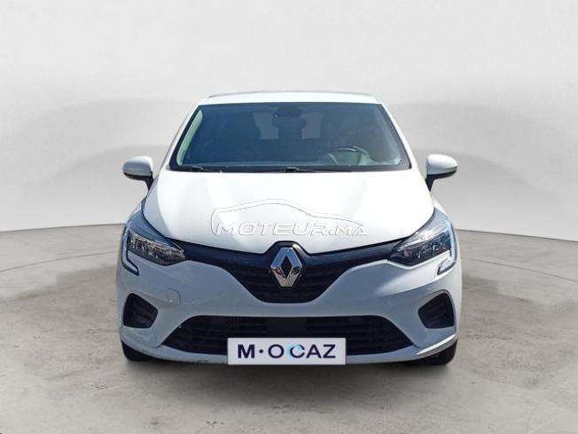 RENAULT. Clio