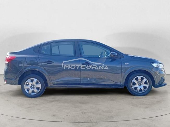 DACIA. Logan