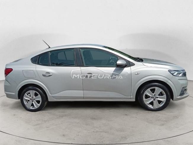 DACIA. Logan