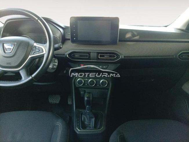 DACIA. Logan