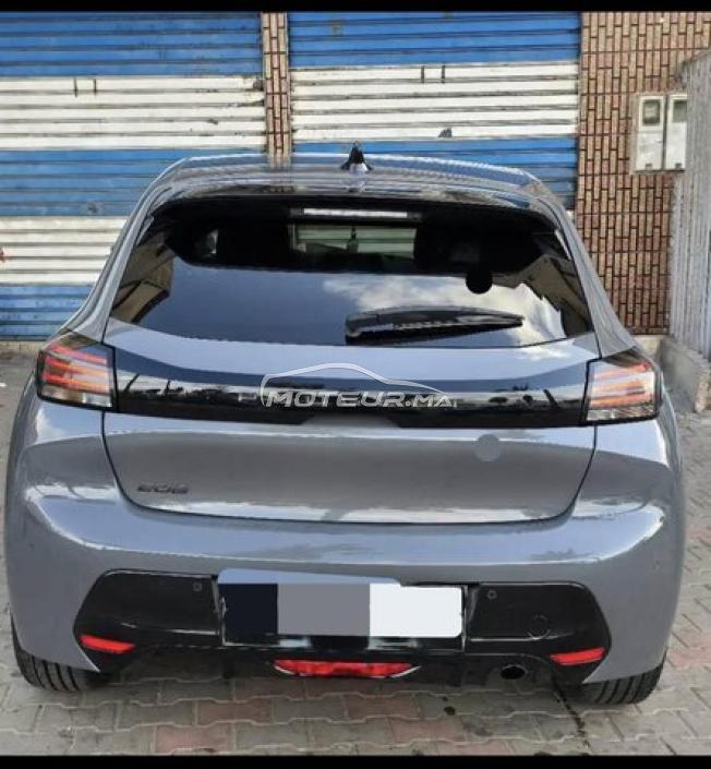 Peugeot 208 like essence 1.2 neuf 2026 