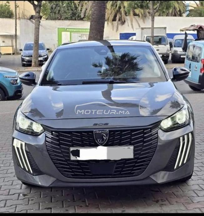 Peugeot 208 like essence 1.2 neuf 2026 