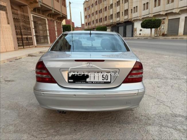 Mercedes-benz C320 