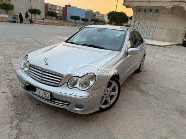 Mercedes-benz C320 
