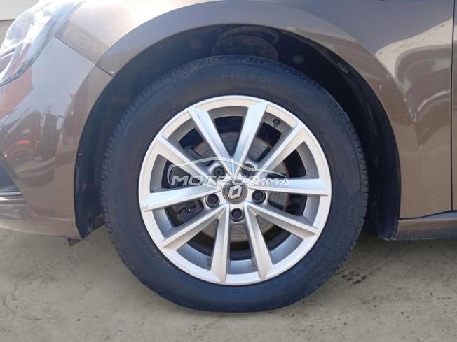 RENAULT. megane