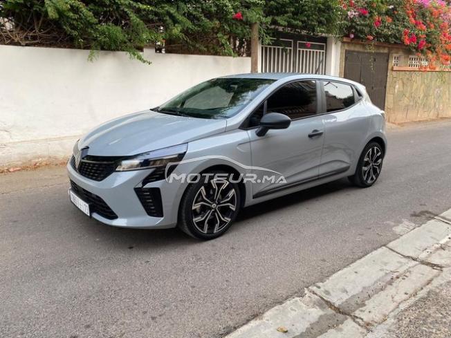 Renault Clio5 Essence Automatique 2024 à Agadir
