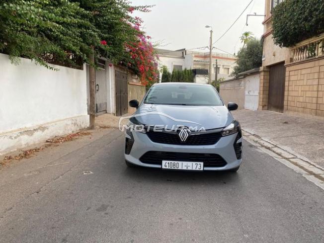 Renault Clio5 Essence Automatique 2024 à Agadir