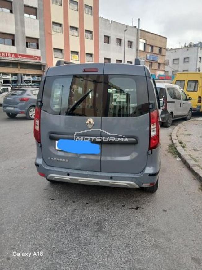Renault Express Diesel Automatique 2023 à Agadir