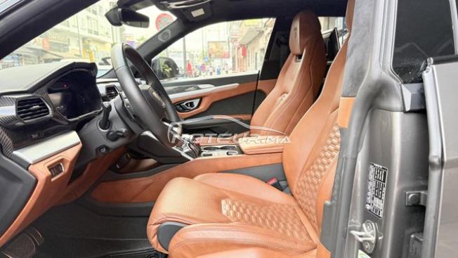 Lamborghini Urus Essence Automatique 2021