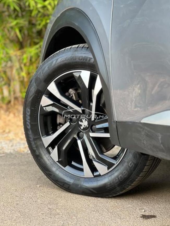 PEUGEOT 2008 Année 2022 très propre