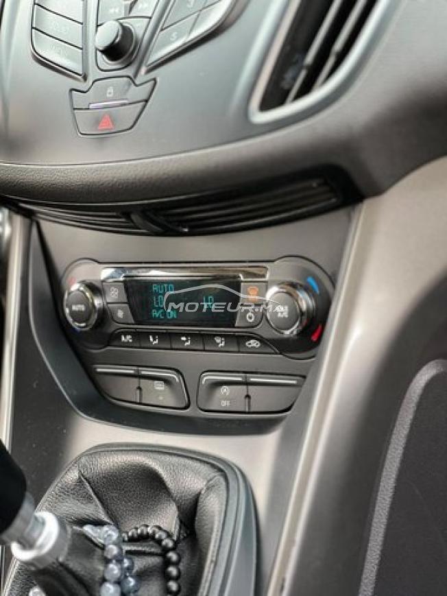 Ford kuga Diesel Manuelle 2016 à Salé
