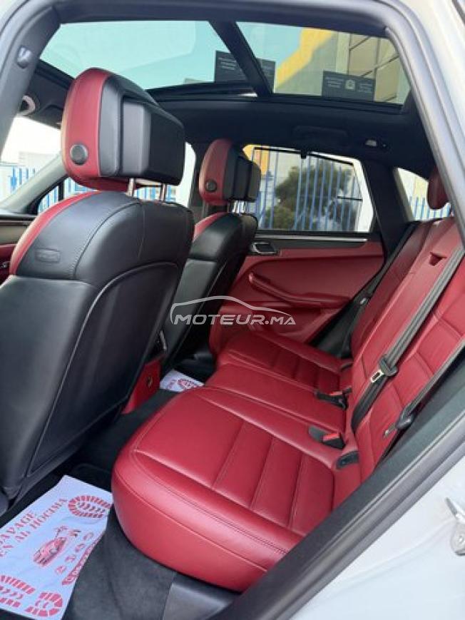 Porsche Macan  T