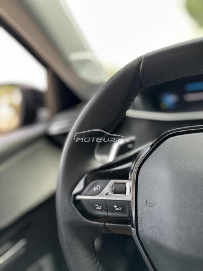 Peugeot 208 ALLURE 2022 automatique 