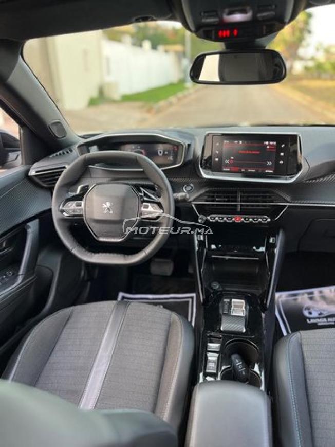 Peugeot 2008 Diesel Automatique 2023 voitur à Salé