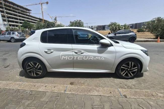 PEUGEOT 208 Diesel Automatique 2021