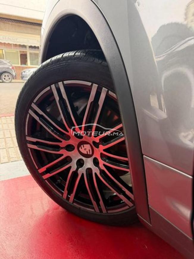 PORSCHE Cayenne 2016