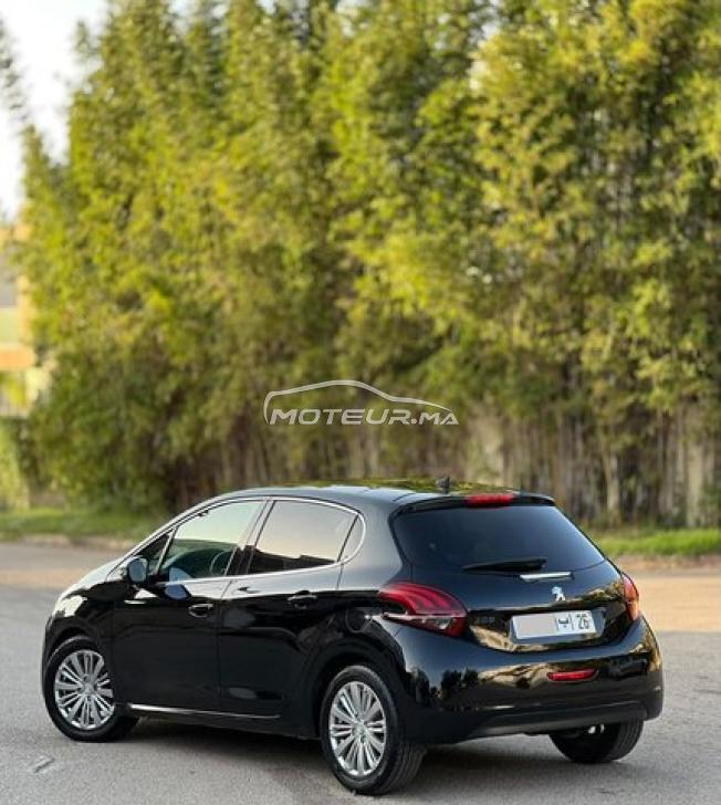 Peugeot 208 White Édition 2019