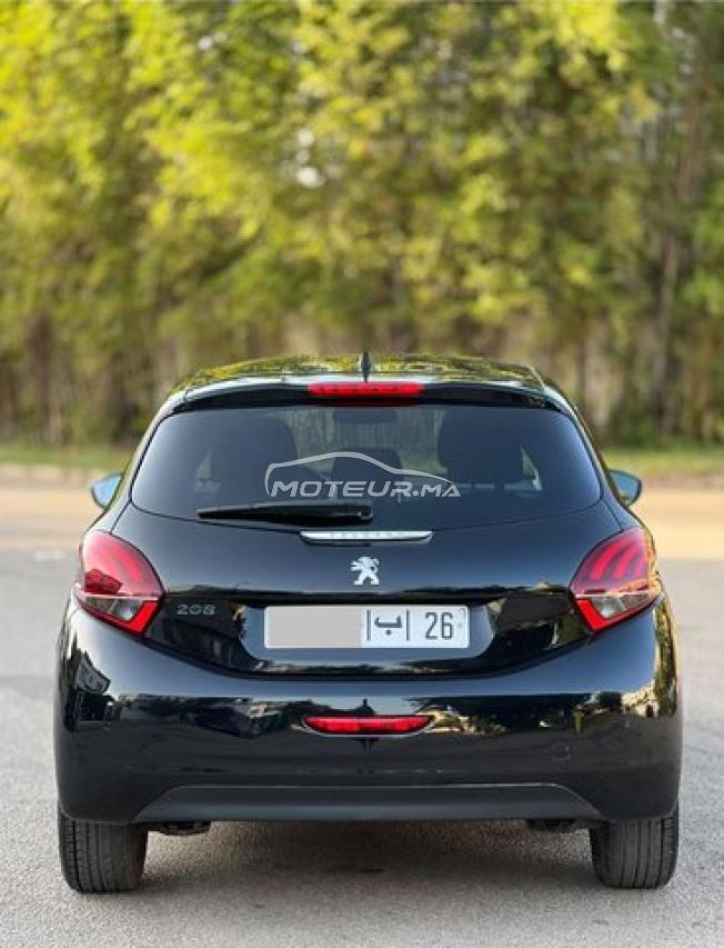 Peugeot 208 White Édition 2019