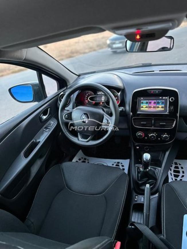 RENAULT Clio 1.2 l 75 Business