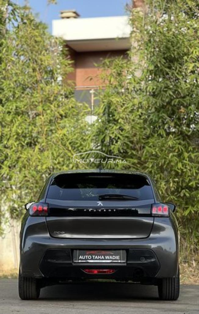 Peugeot 208 2022