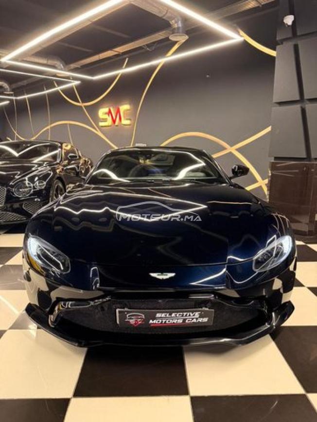 ASTON MARTIN VANTAGE V8