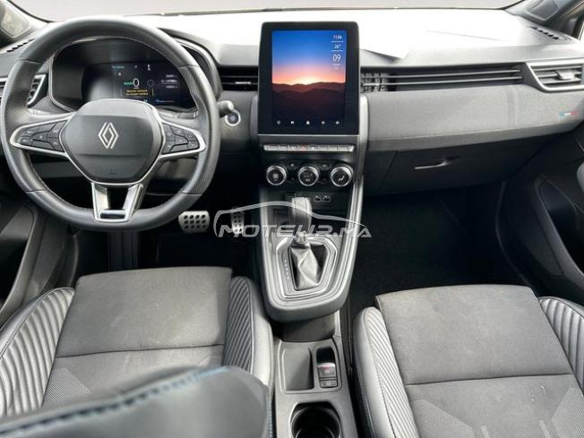 RENAULT. CLIO