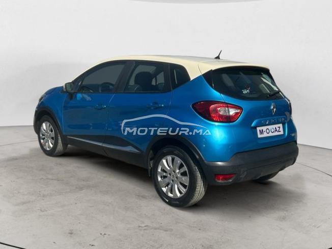 RENAULT. Captur