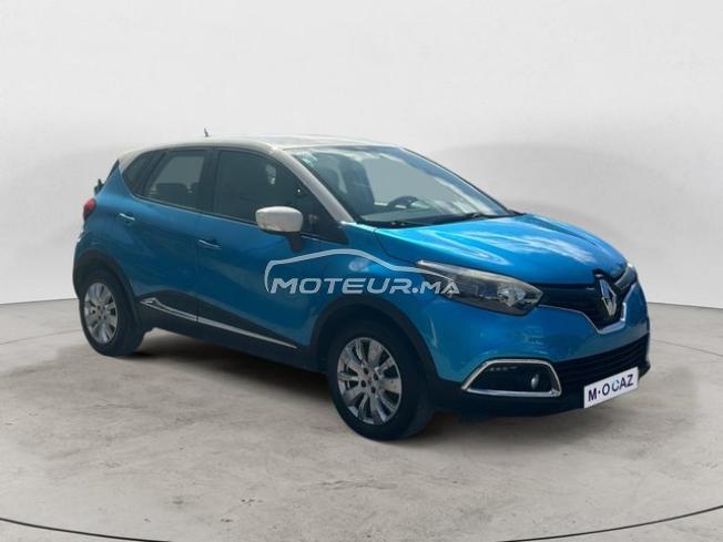 RENAULT. Captur