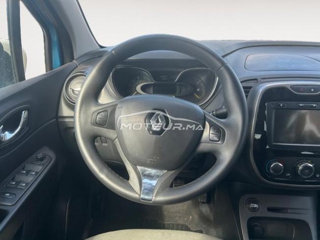 RENAULT. Captur