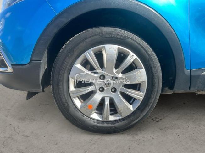 RENAULT. Captur