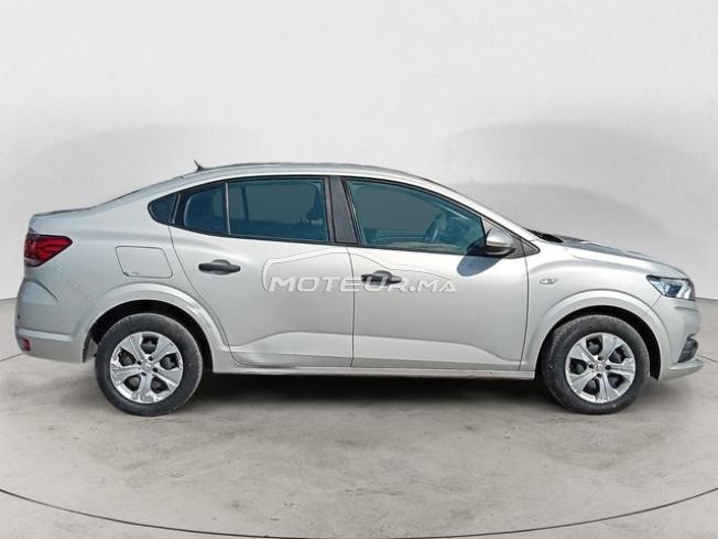 DACIA. Logan