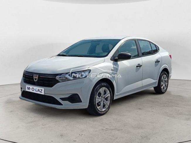 DACIA. Logan
