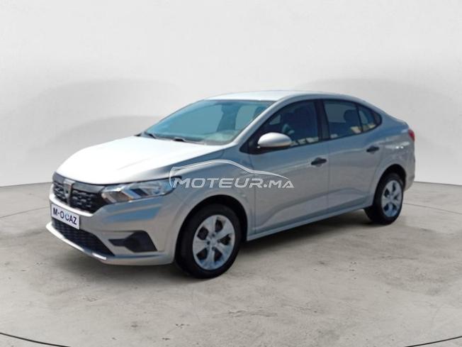 DACIA. Logan