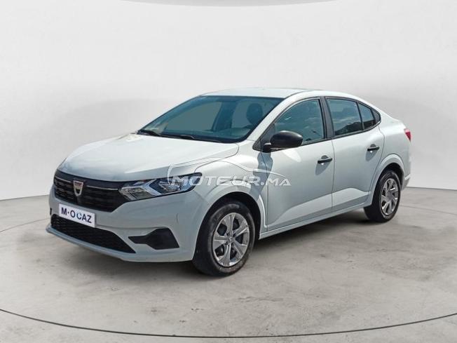 DACIA. Logan