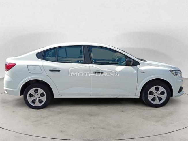 DACIA. Logan