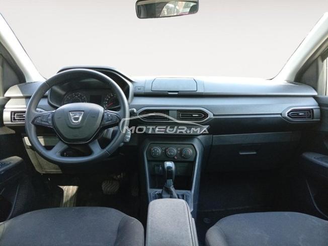 DACIA. Logan