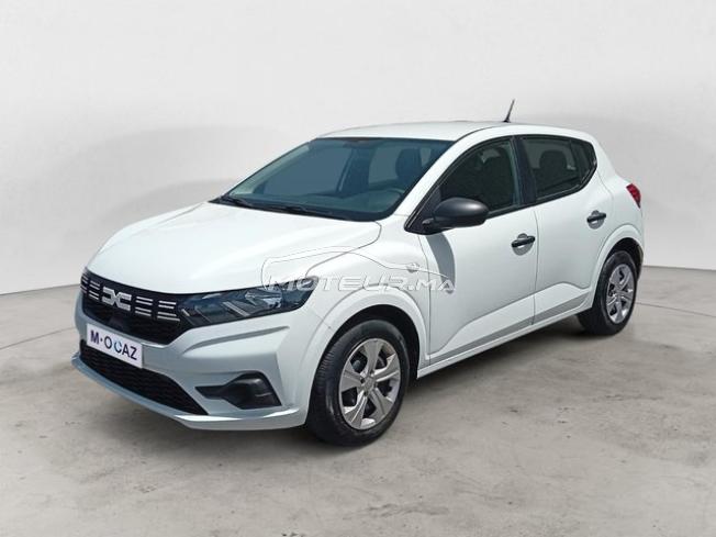 DACIA. Sandero