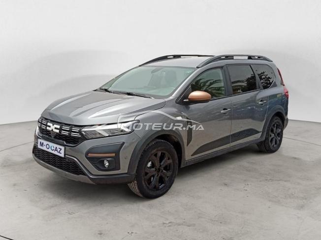 DACIA. Jogger