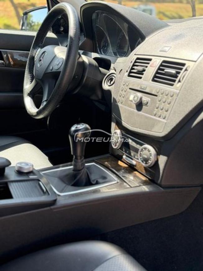 Mercedes Benz c180 essence 2010A rabat