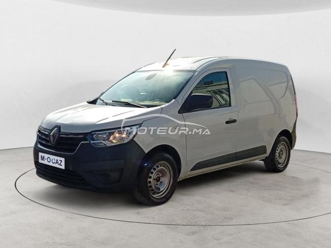 RENAULT. express