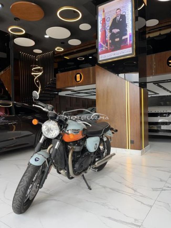 triumph 900
