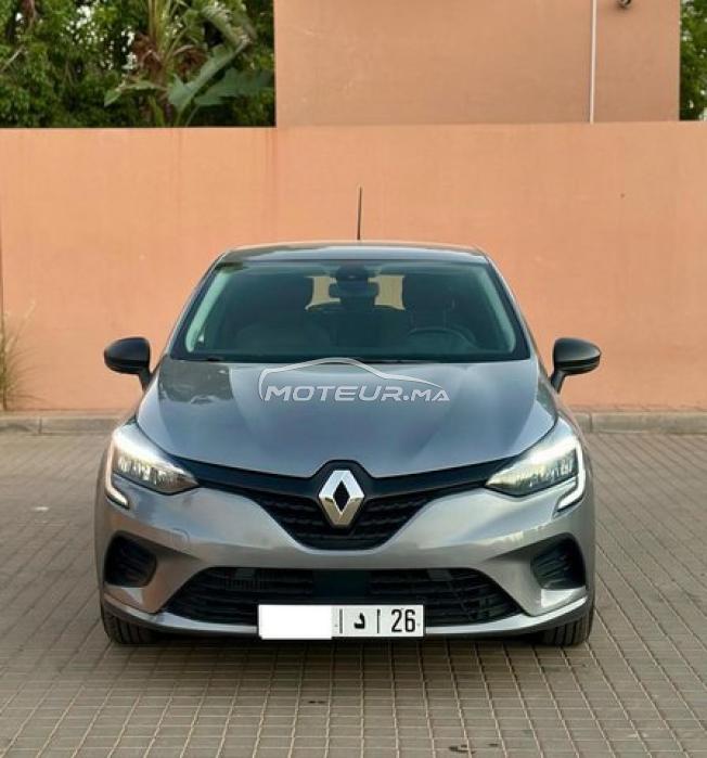 RENAULT CLIO 5 09-2023 à MARRAKECH 