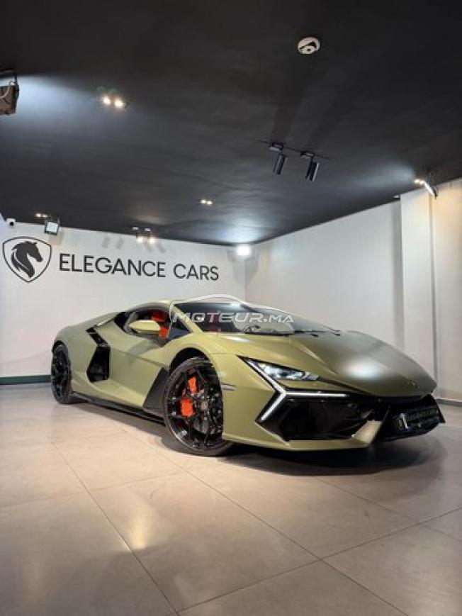 Lamborghini Revuelto