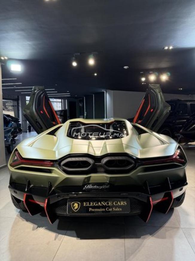 Lamborghini Revuelto
